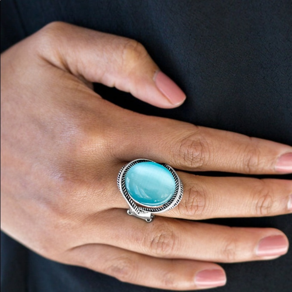 3/$10 “GLOW But Sure” Blue Moonstone Ring